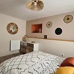 La Maison Du Bord Du Holiday home *