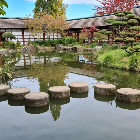 La Maison Du Bord Du *