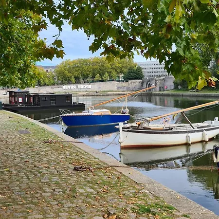 La Maison Du Bord Du * La Chevrolière