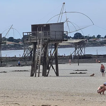 La Maison Du Bord Du *