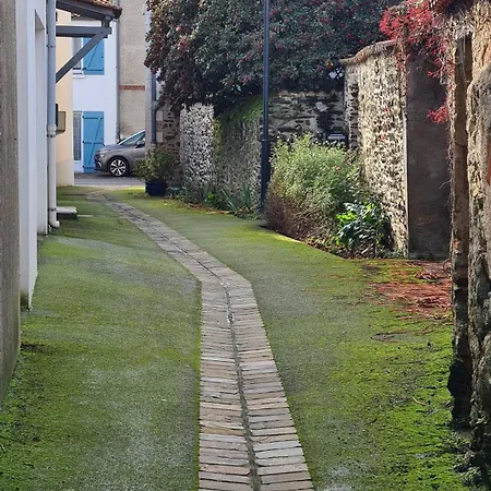 La Maison Du Bord Du Ferienhaus La Chevrolière