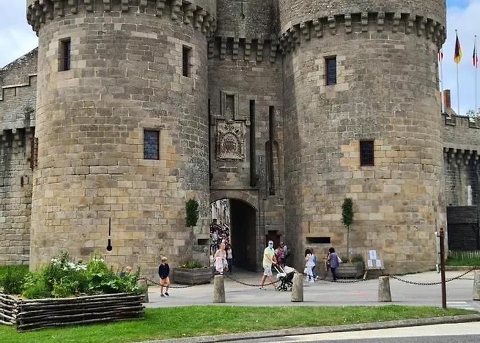 La Maison Du Bord Du *