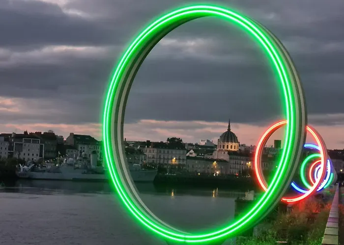 펜션 La Maison Du Bord Du