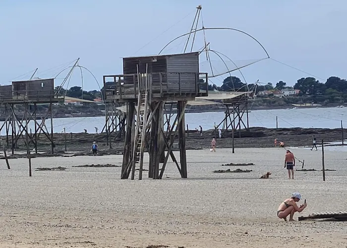 La Maison Du Bord Du *