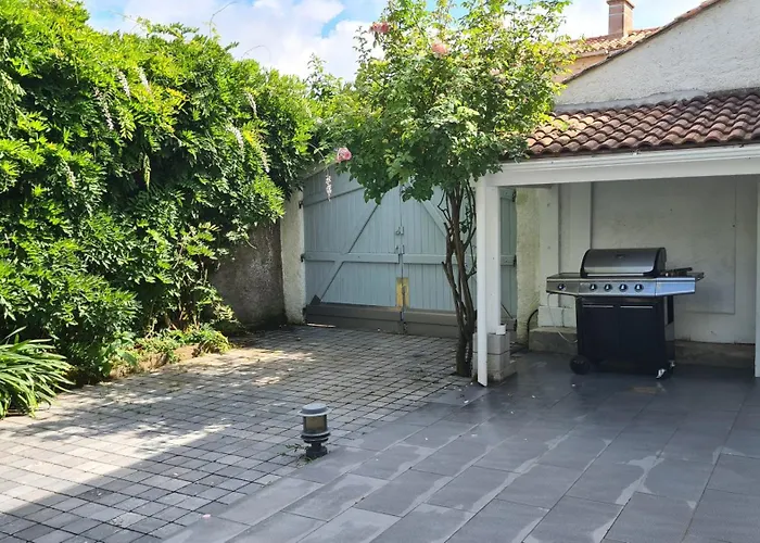 La Maison Du Bord Du Casa de Férias *